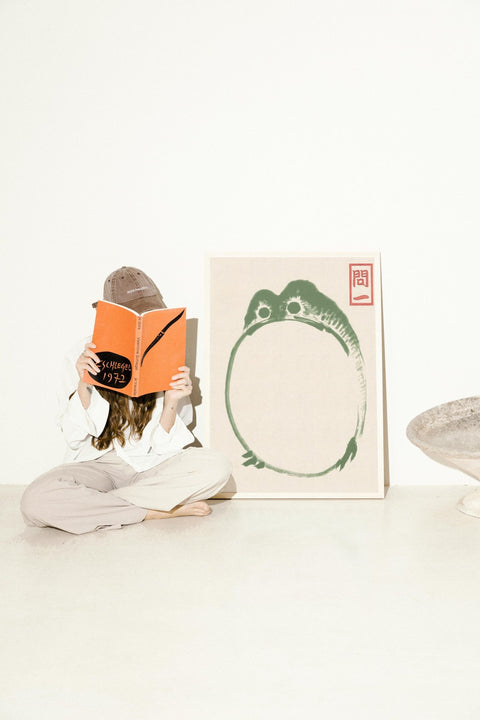 Matsumoto Hoji Frog Circle - FrenzyFrame