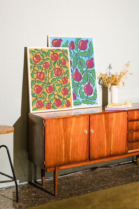 Autumn Apples poster visad med ram som tillval – FrenzyFrame