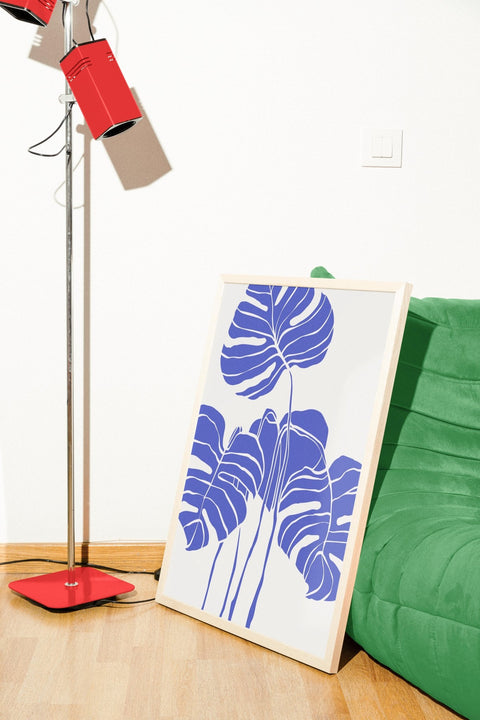 Bold Botanica poster visad med ram som tillval – FrenzyFrame