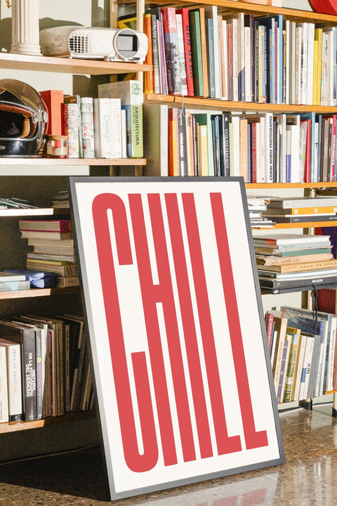 CHILL No.2 poster i miljö med valfri ram – FrenzyFrame