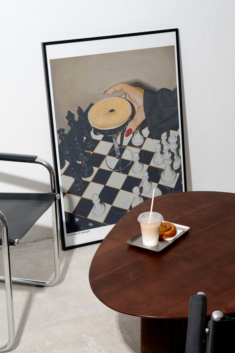 Checkmate at Midnight poster i miljöbild, visad med valfri ram – FrenzyFrame