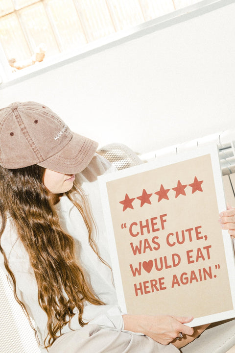Five Stars, One Crush poster från FrenzyFrame, visad med valmöjlig ram i hemmet