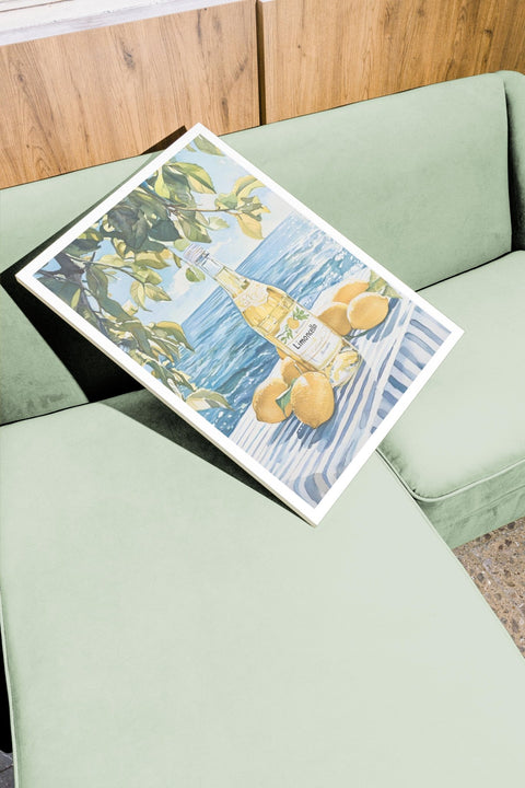 Lemonade by the Sea poster visad med ram som tillval – FrenzyFrame