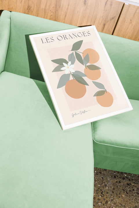 Les Oranges poster visad med valfri ram – FrenzyFrame