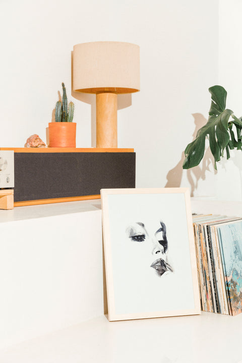 Makeup poster i miljöbild med valfri ram – FrenzyFrame