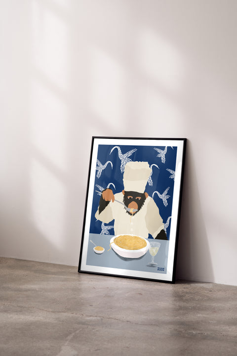 Monkey Eats Pasta poster visad med ram som tillval – FrenzyFrame