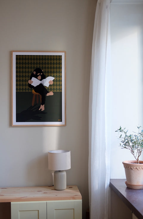 Monkey poster visad med ram som tillval i en miljöbild – FrenzyFrame