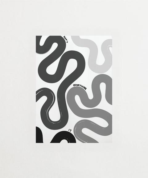 Overthinkin' in Black poster med text – FrenzyFrame