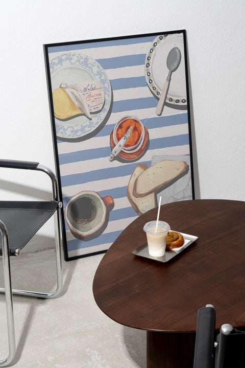 Petit Déjeuner poster visad med valfri ram – FrenzyFrame