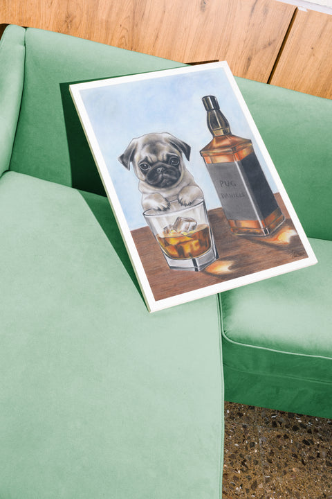 Pug Daniels poster visad med ram som tillval – FrenzyFrame