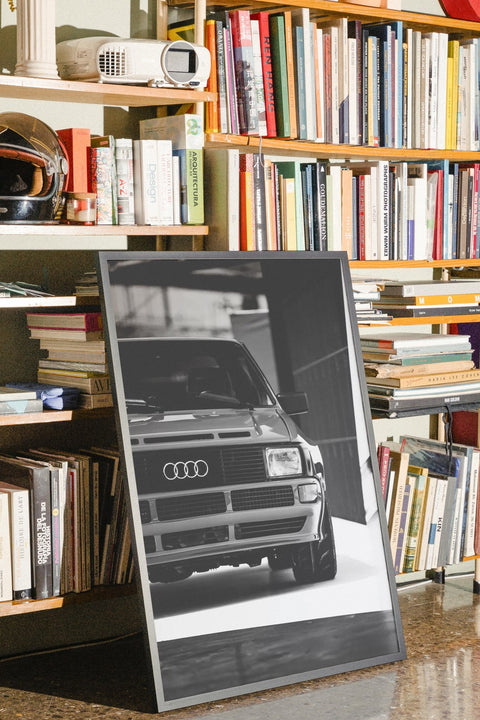 Quattro Silence poster visad med valfri ram – FrenzyFrame
