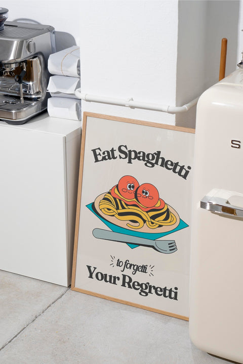 Spaghetti Regretti poster visad med valfri ram – FrenzyFrame