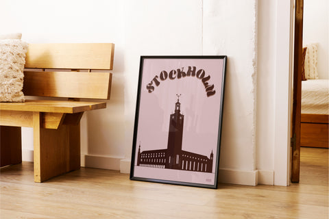 Stockholm Rosa poster visad med valfri ram i hemmet – FrenzyFrame