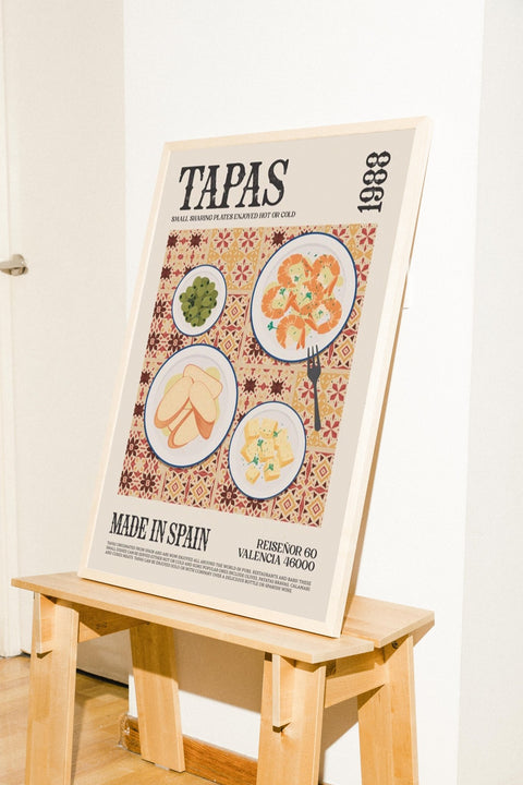 Tapas 1988 poster i miljö med valfri ram – FrenzyFrame