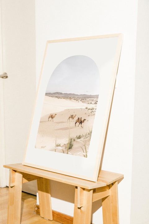 Through the Dunes poster visad med ram som tillval – FrenzyFrame